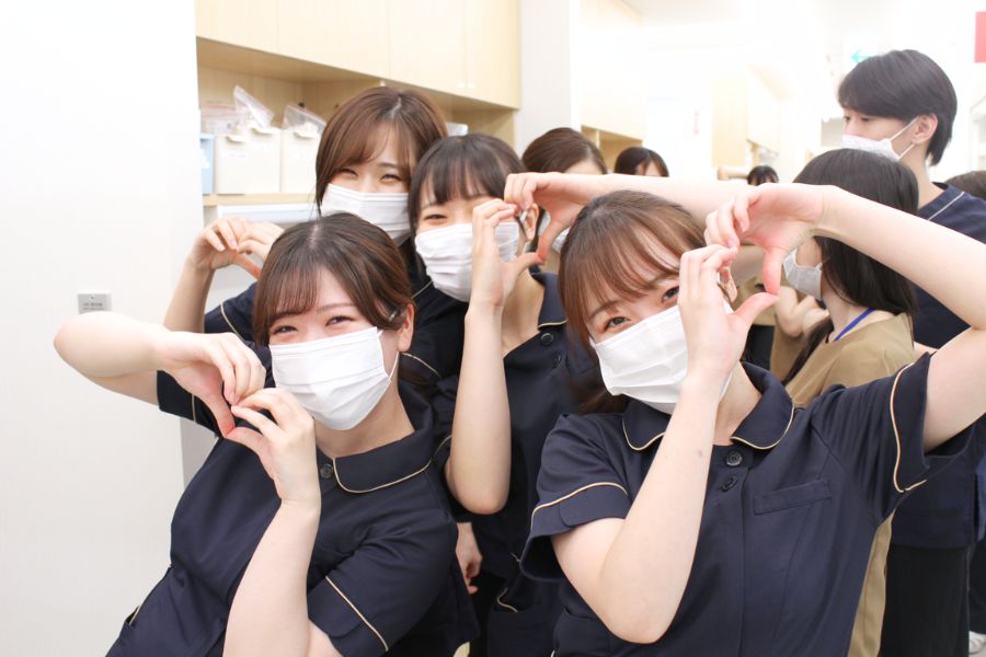 スタッフ集合写真